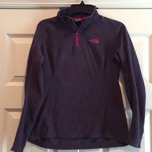 Women’s North Face half zip pullover | Size S